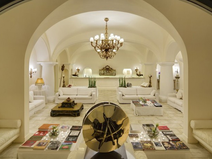CAPRI PALACE