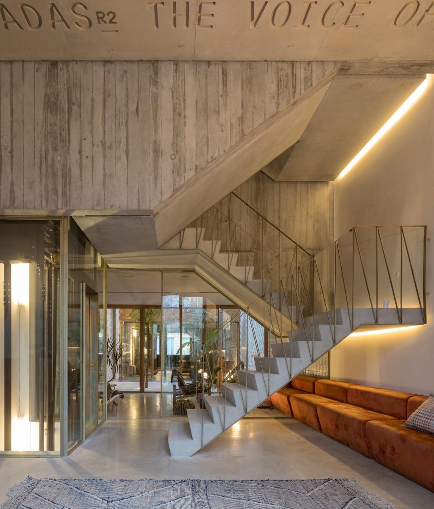 Casa do Conto interiors