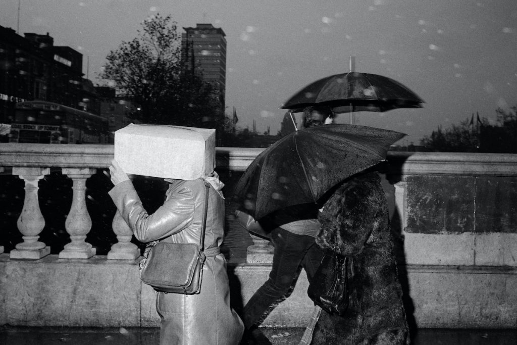 OConnell Bridge Dublin 1981 © Martin Parr Magnum Photos 1