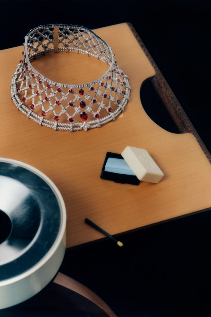 LV Diamonds Double Pendant, Round Brilliant cut - Jewelry - Collections
