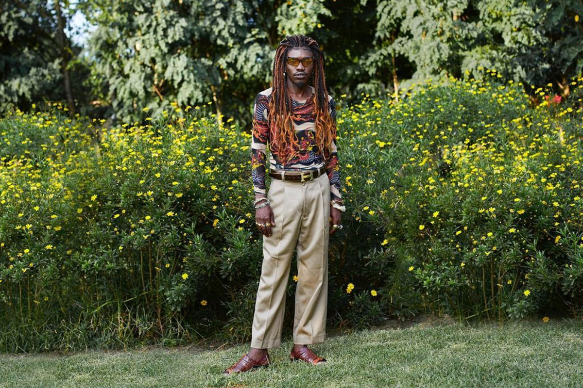 Lampoon, Desire Marea, a Shaman