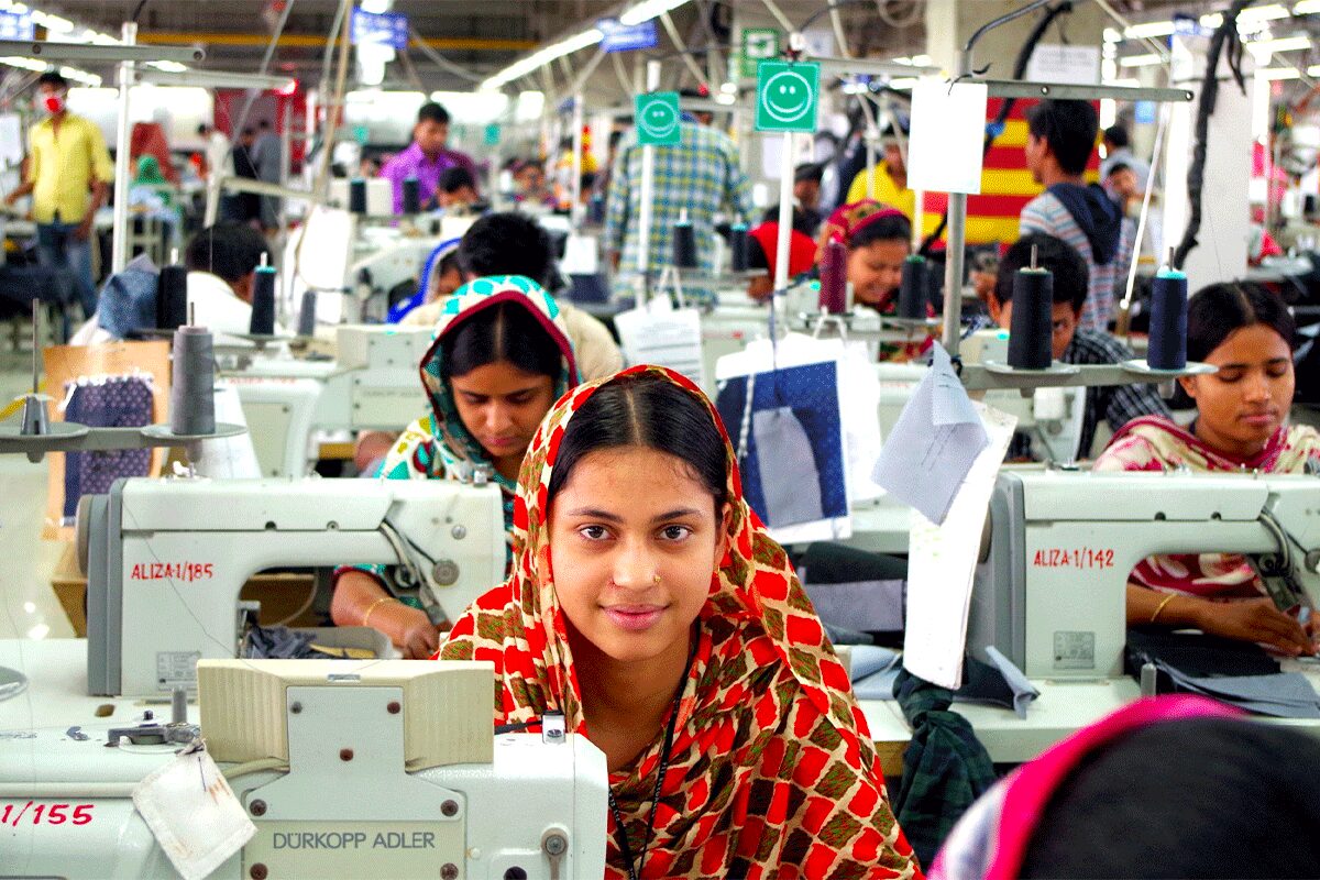 Lampoon Garment workers in Bangladesh