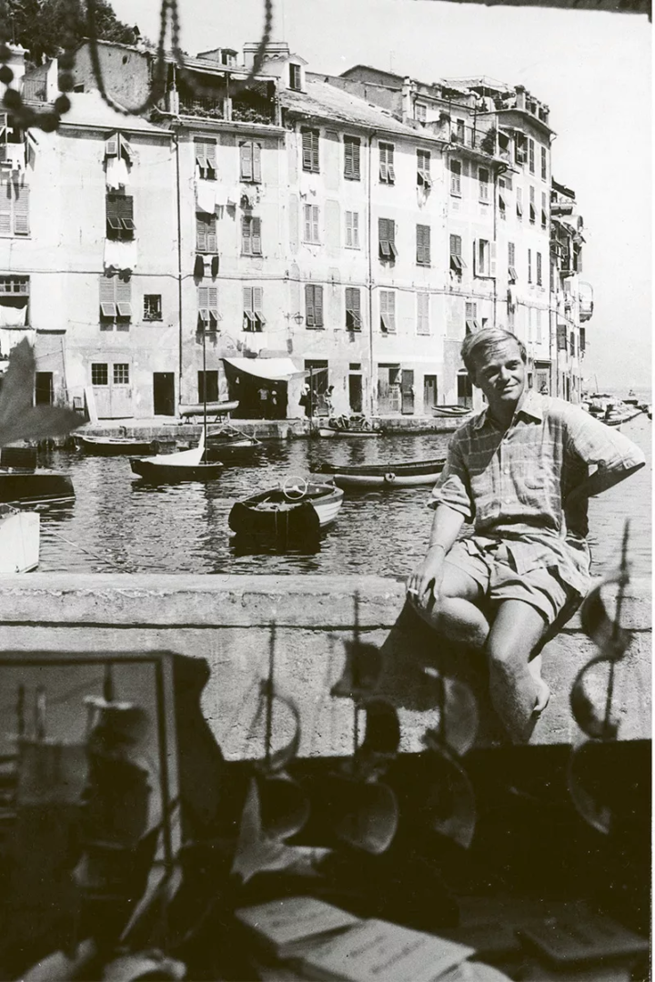 Truman Capote a Portofino - da _A Beautifiul Set_ edito da Leonardo International