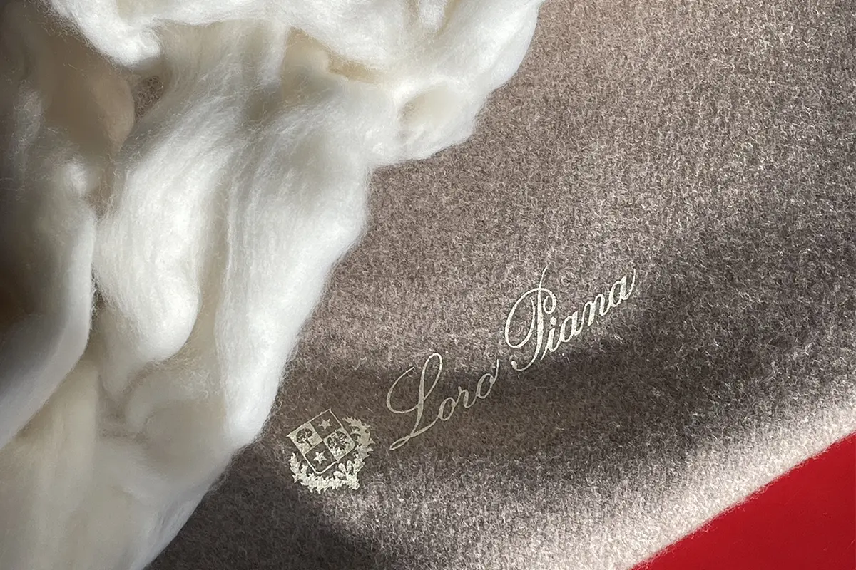 La fibra vincitrice del Record Bale che ha raggiunto la finezza di 10,5 micron 2022 Lampoon