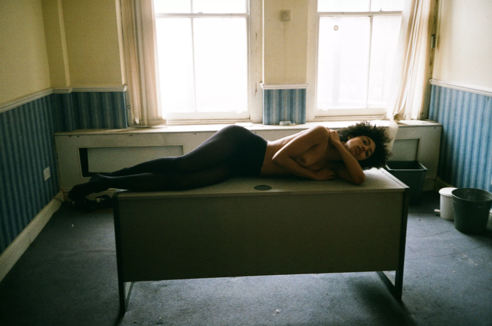 The diaphanous lights in Domino Leaha