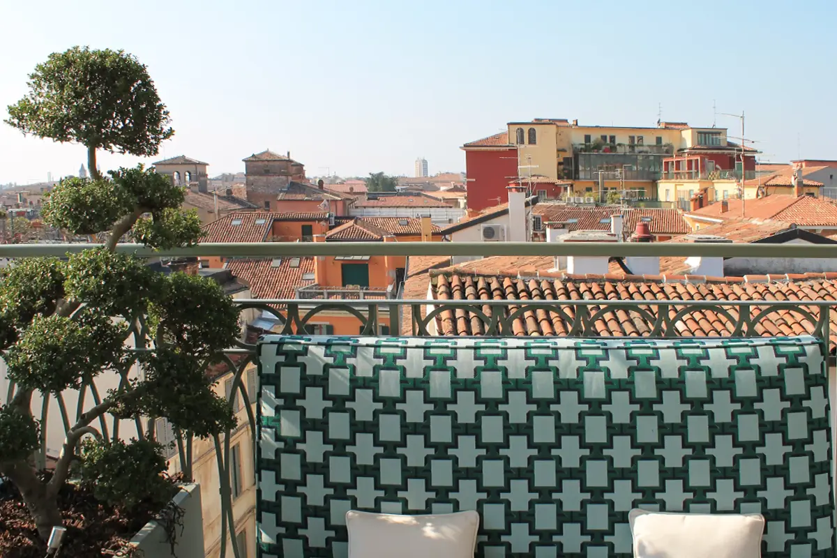 Terrace seats, VISTA Palazzo Verona