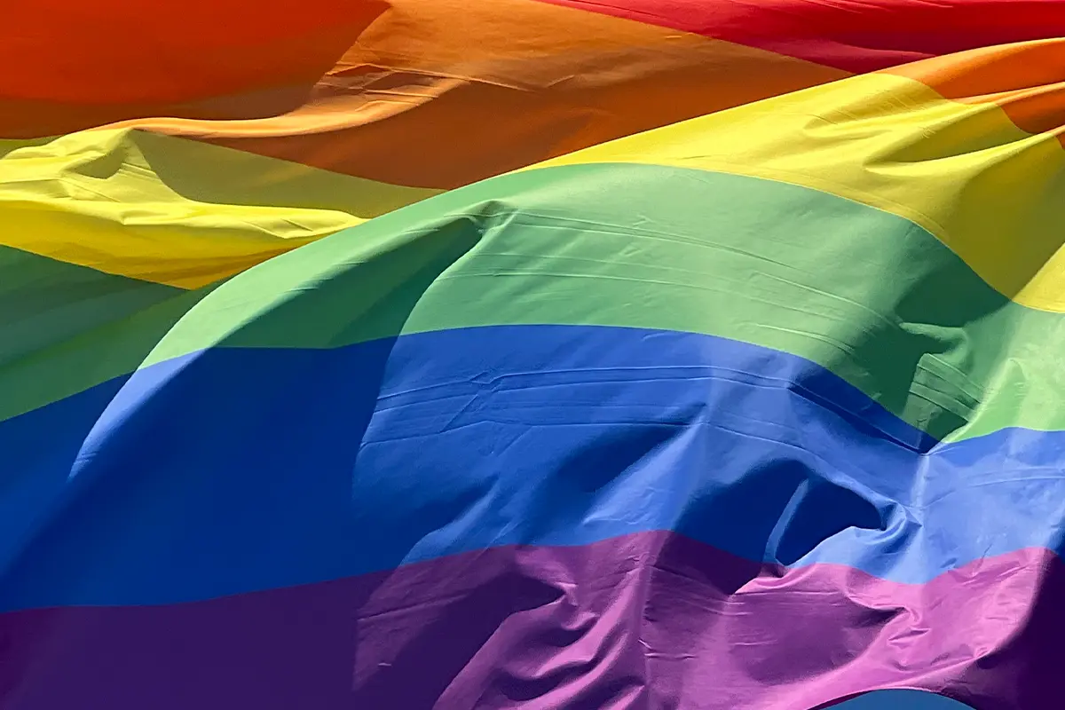 Bandiera arcobaleno, foto MM archivio Lampoon