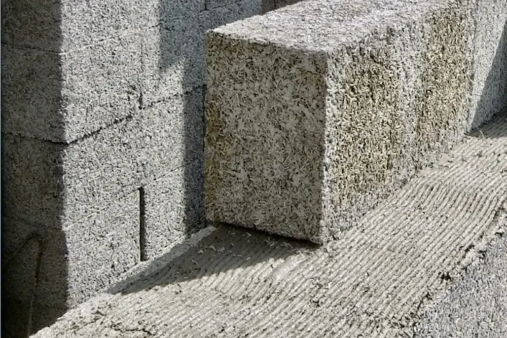 Hemp lime and hempcrete
