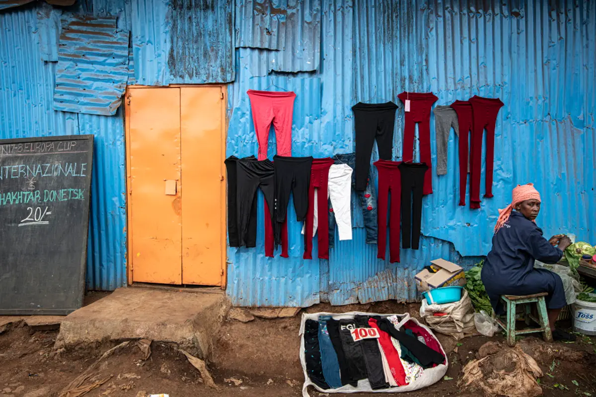 Used Clothes Ban May Crimp Kenyan Style. It May Also Lift Local Design. -  The New York Times