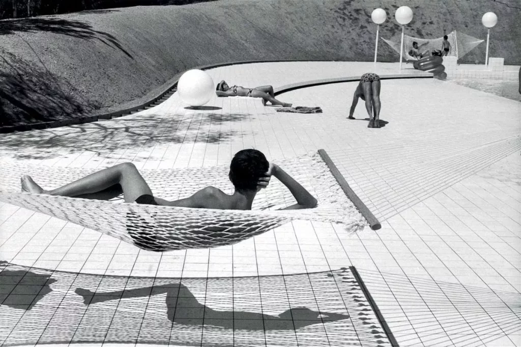 Alain Capeilleres’ house in Le Brusc, France, 1976. photography Martine Franck