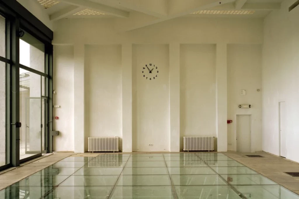 Indoor pool in villa Noailles, 2006. photography Joel Tettamenti