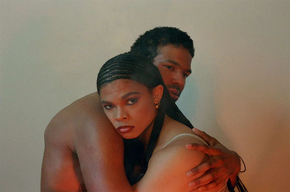 Hot-bodies-for-Lampoon_-boiling