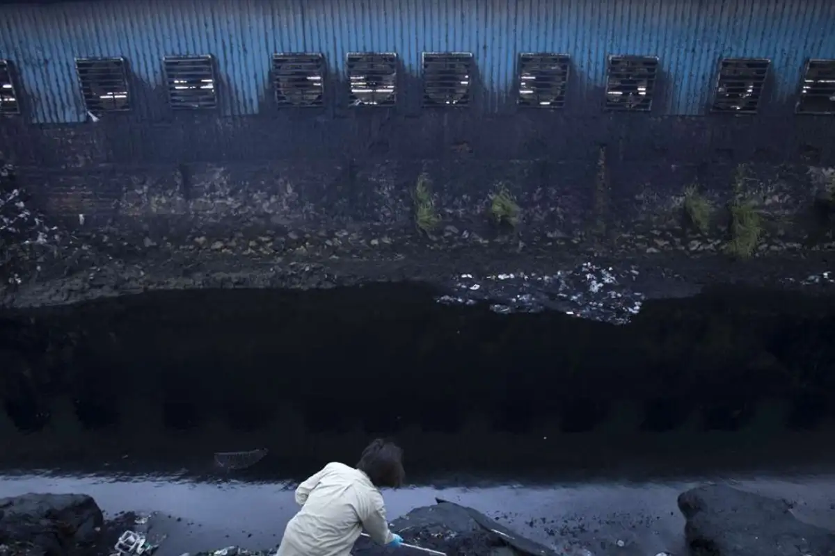 Acque reflue, Xintang, Cina - Greenpeace