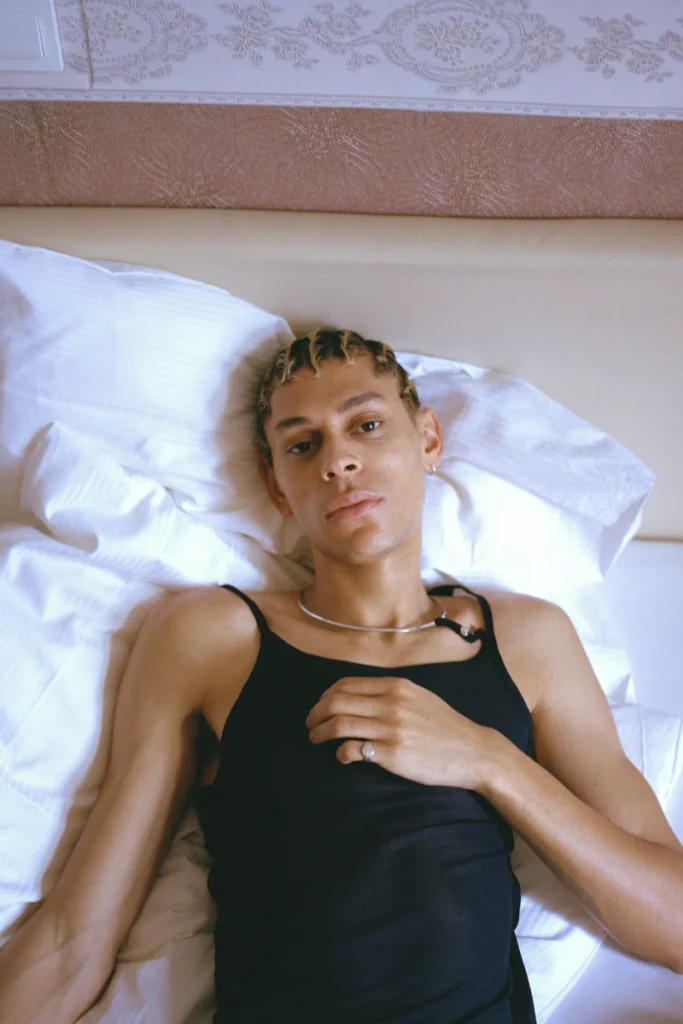 Gavriel portrayed by Frederik Ruegger