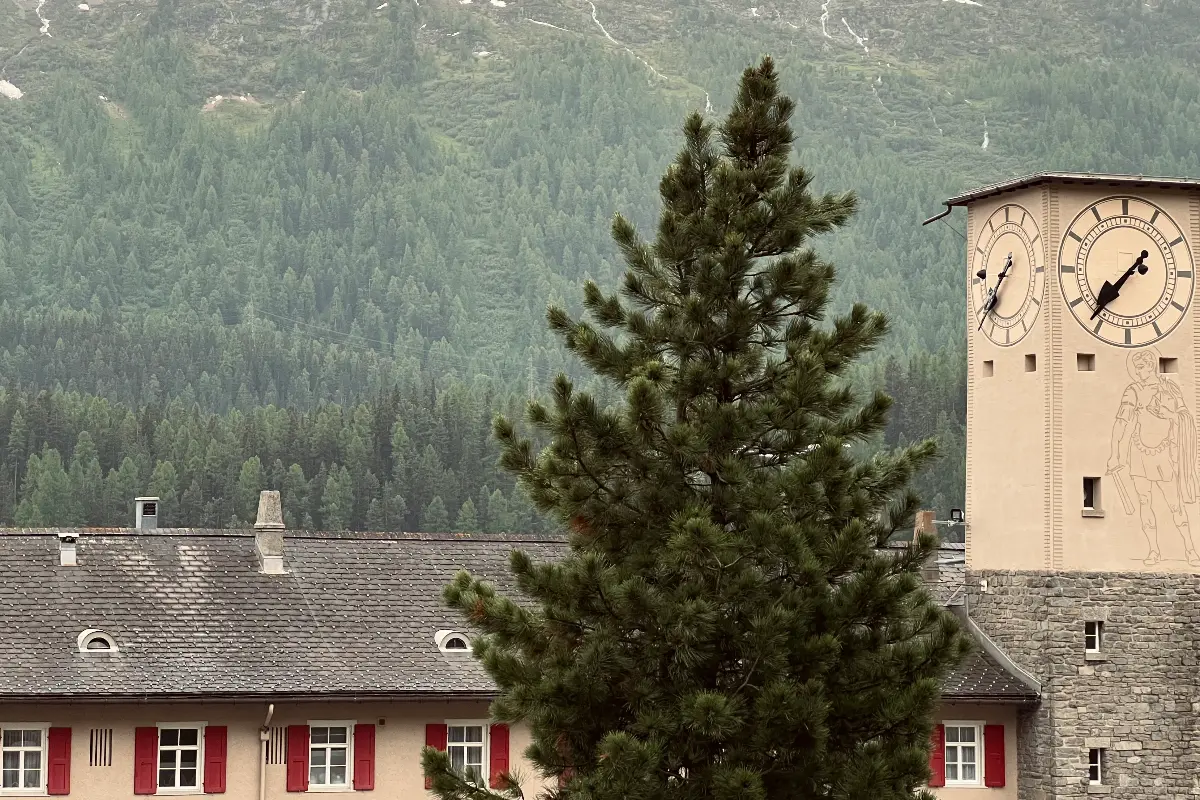 La stazione di St. Moritz