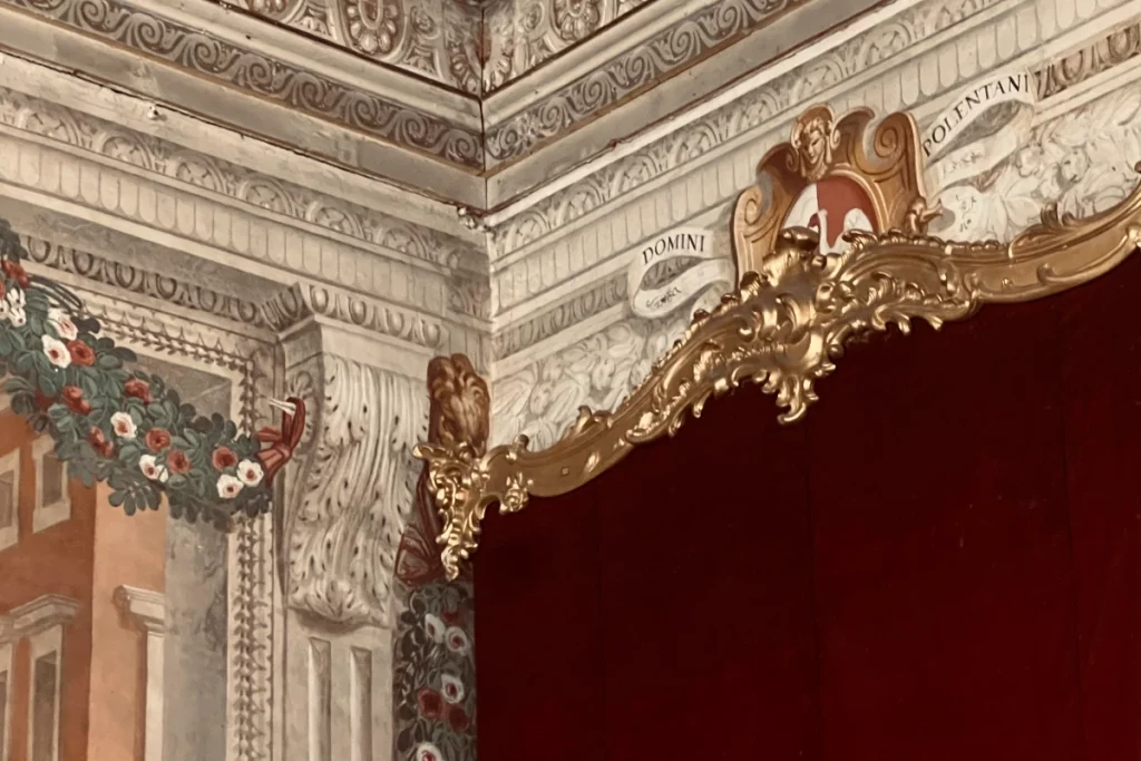 Castello del Catajo, dettaglio di una delle sale