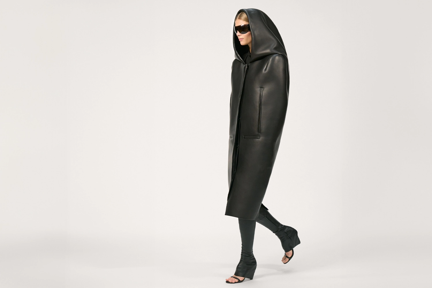 Courreges, Look 1