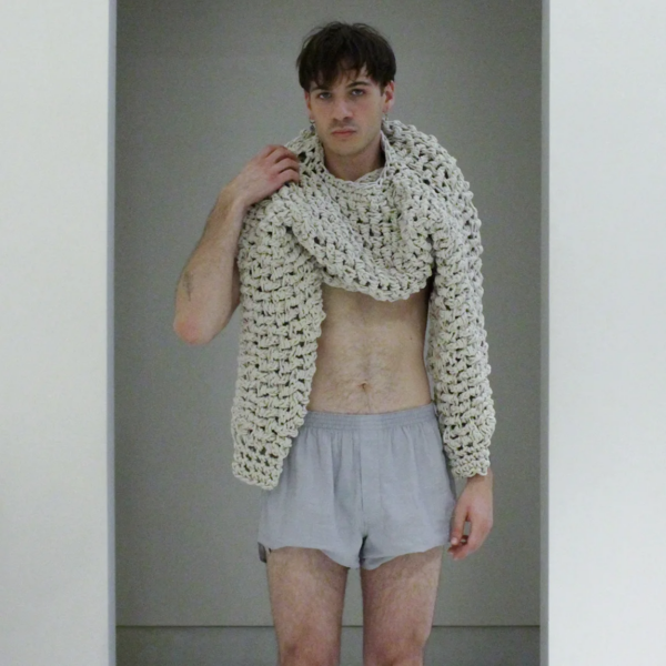 Oversize and perforated macramé sweater in hemp and silk