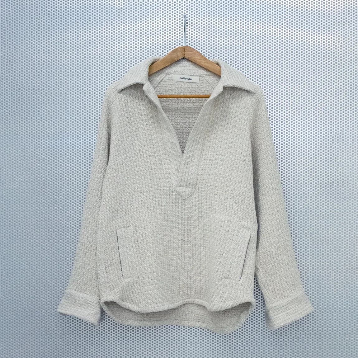 040.060 Handwoven Polo Shirt in Hemp with Silk and Linen