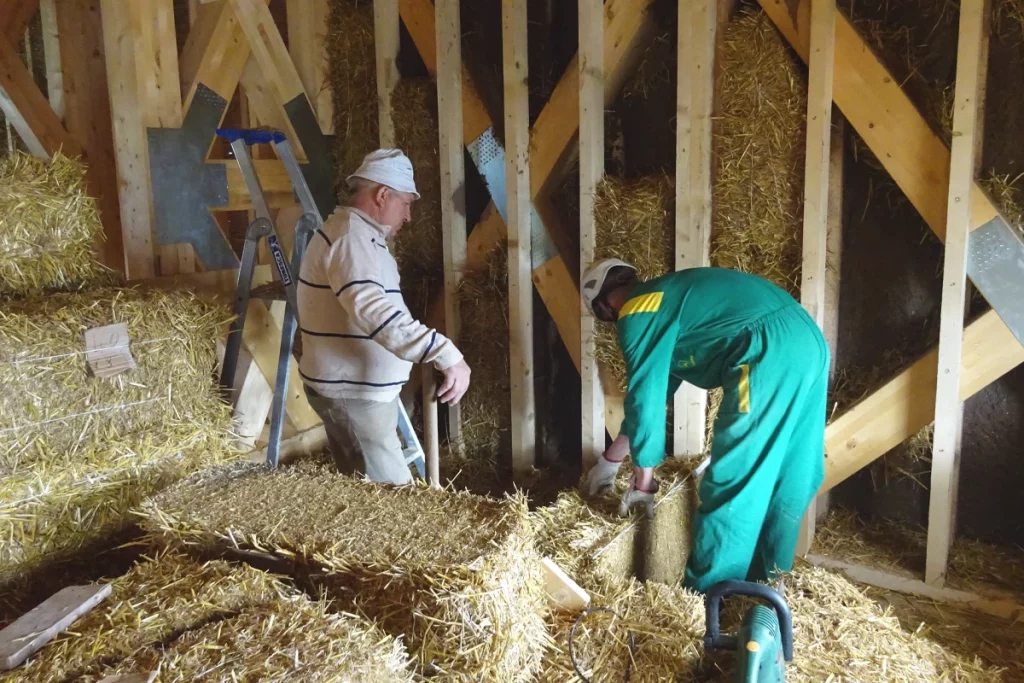 Preparazione balle di paglia x parete