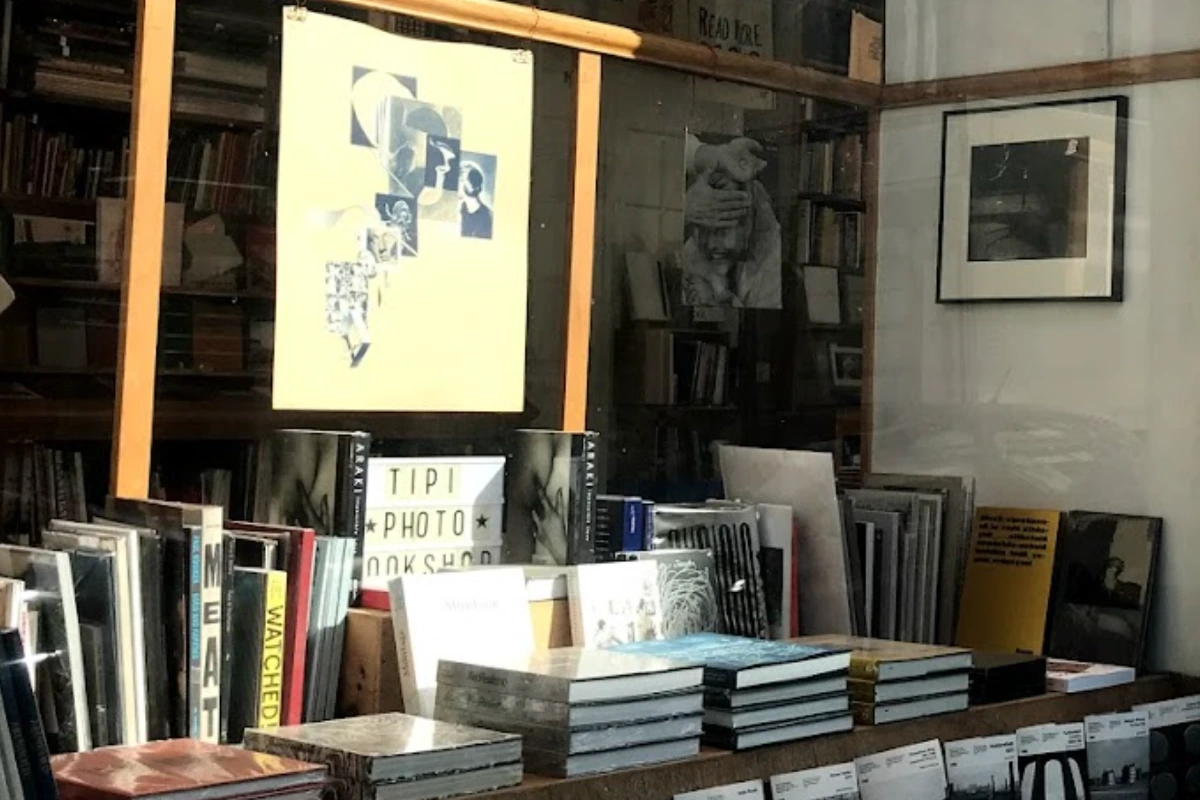 Tipi Bookshop, Belgium
