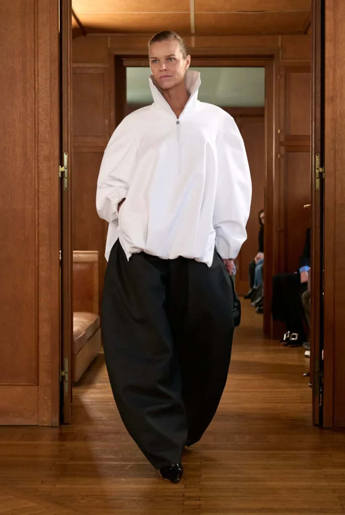 Jacquemus - Look 6 - Spring 2025 Ready To Wear