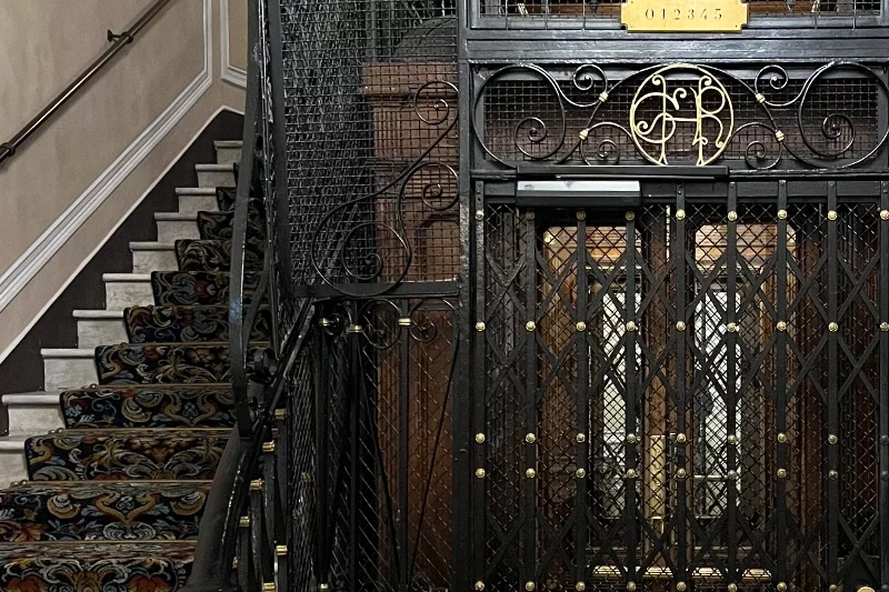 St. Regis Rome, elevator – one of the first in Rome
