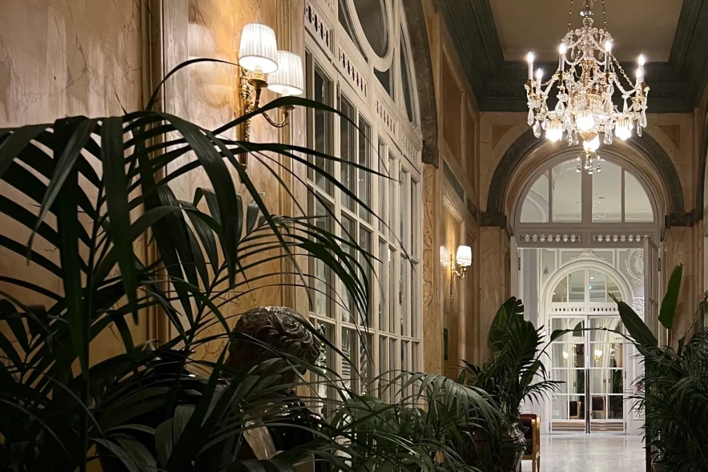 St. Regis Rome, the coloir is a winter garden