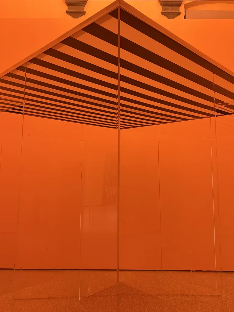 Daniel Buren, Cabane