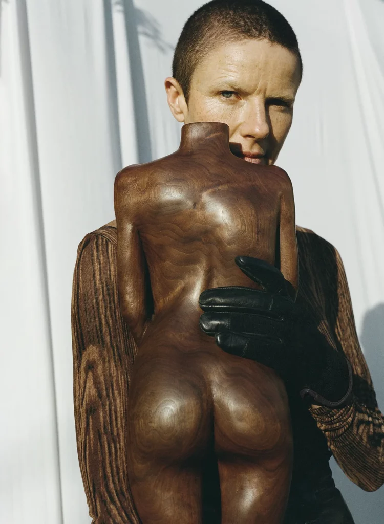 Isabelle Albuquerque, Orgy For Ten People In One Body Three , 2020. Photography Olivia Malone