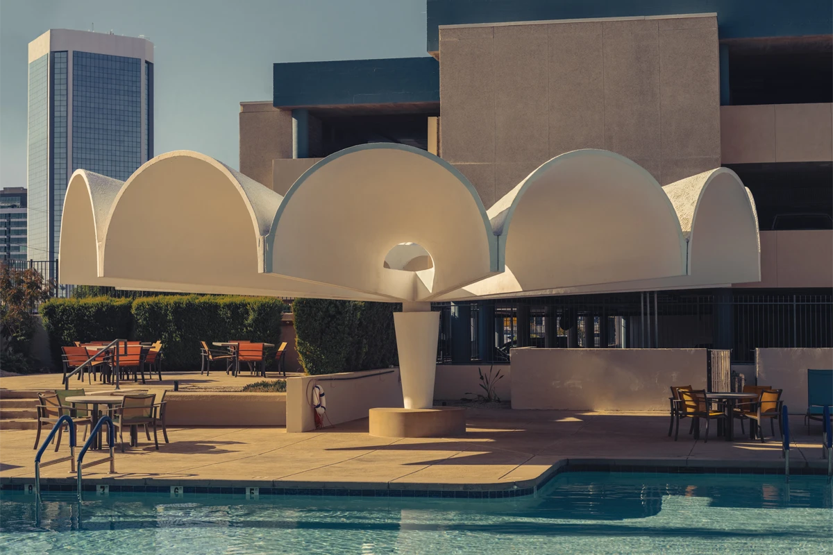 Parasol en béton, Phoenix, 2024 Romain Laprade