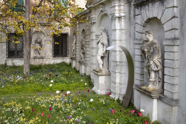 Lukas Heerich Untitled