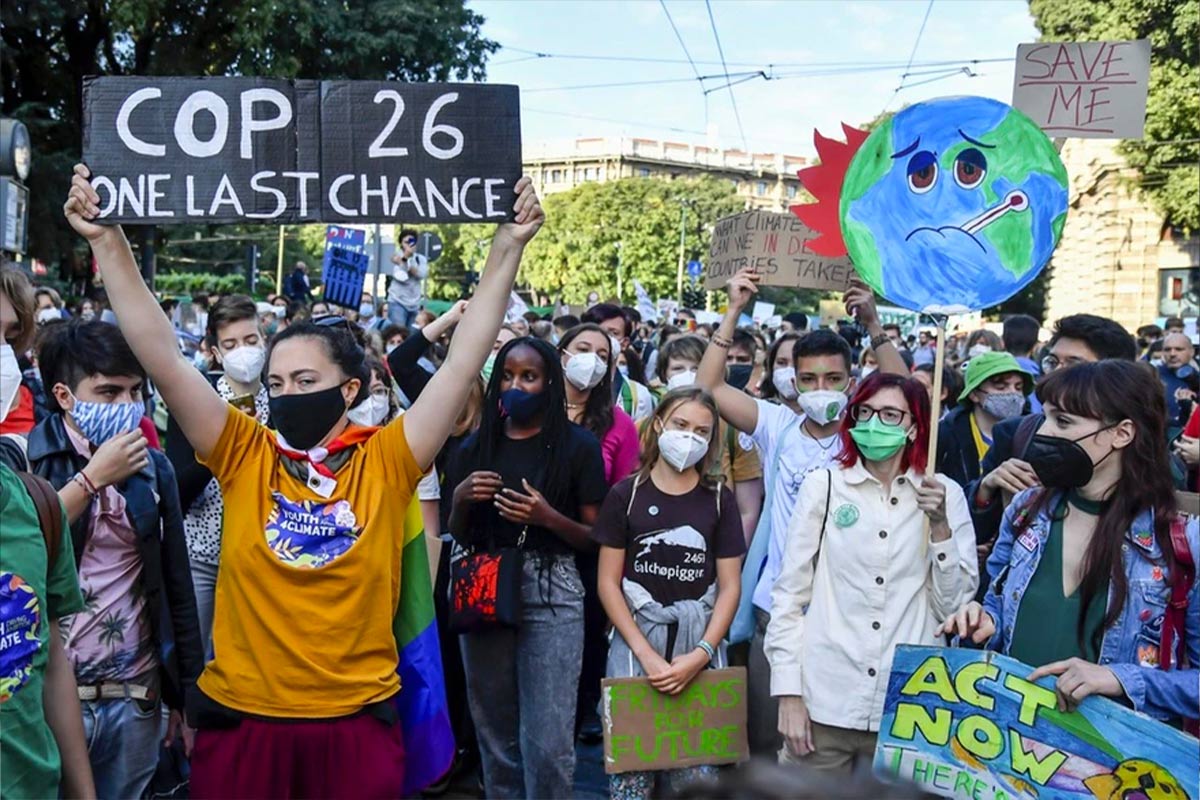 Lampoon Magazine , Climate activists Vanessa Nakate of Uganda and Greta Thunberg of Sweden gather with other young people during a 'Fridays for Future' protest in Milan, Italy, Lapresse