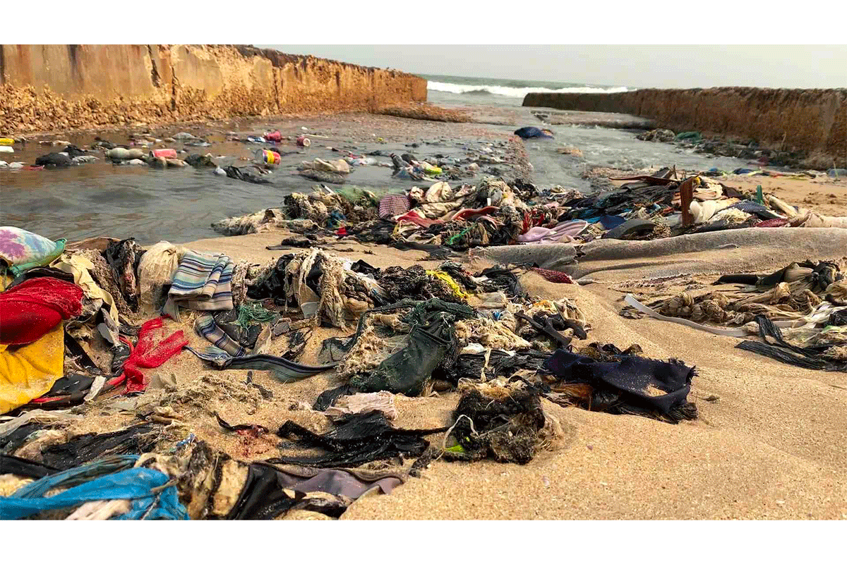 Lampoon, Clothes pollution, Fashionscapes