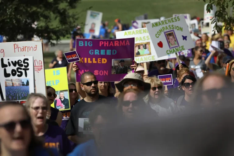 Activists march on Capitol Hill to urge Congress to approve funding for the opioid crisis in 2016. John Moore