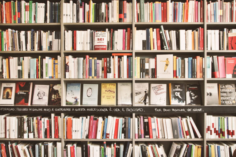 gogol-company-milan-tosca-bua