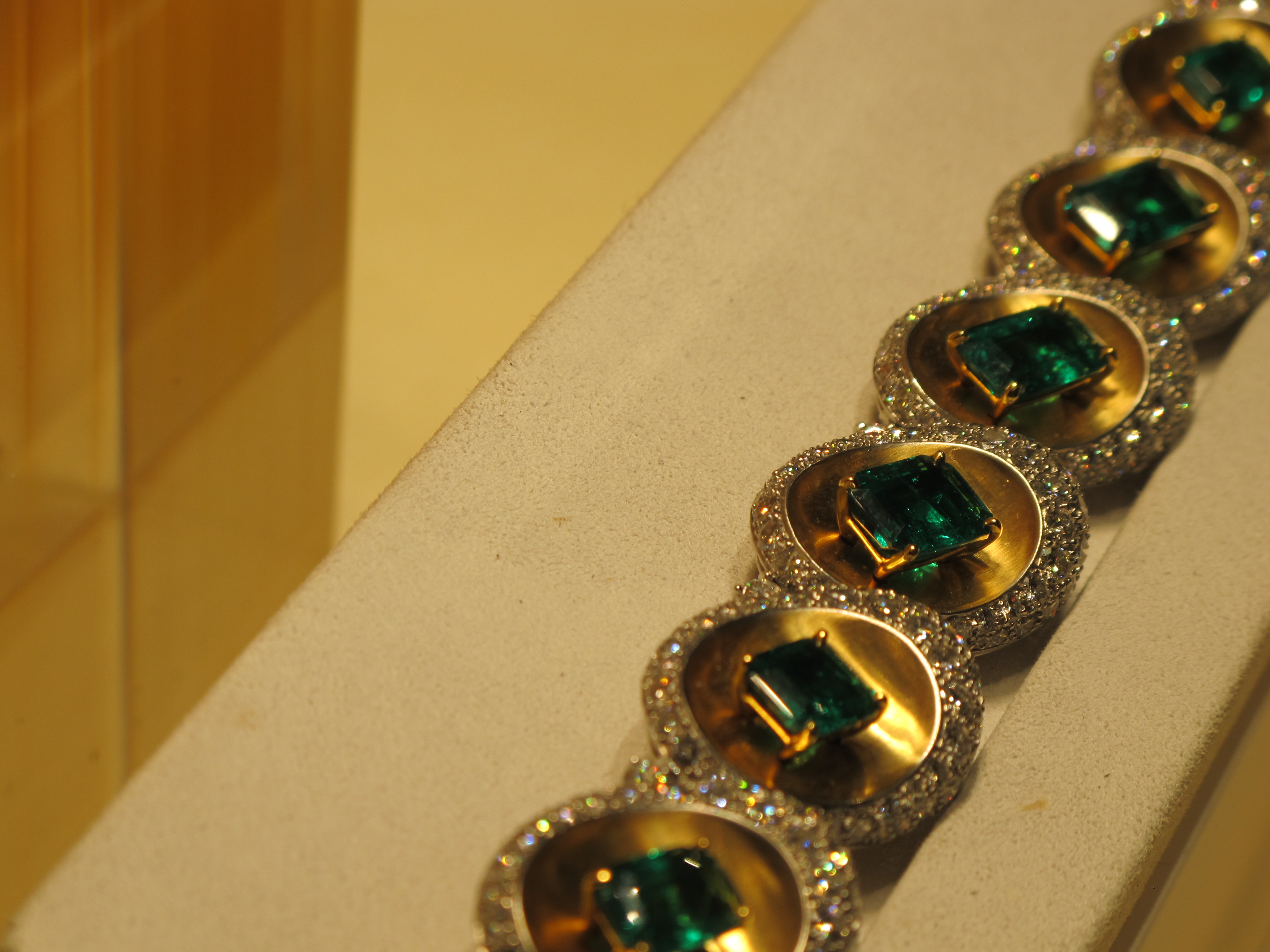 Cartier, emeralds, gold, diamonds