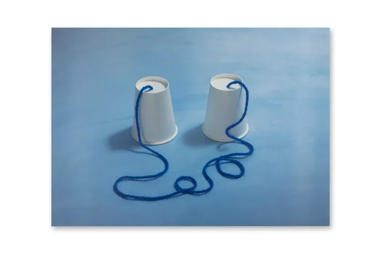 |Claire-Fontaine-Ascolto-UTOPIA-2022