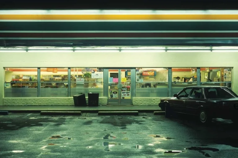 Convenience store of Miami (ph. Harlan Erskine - cover di Ohio