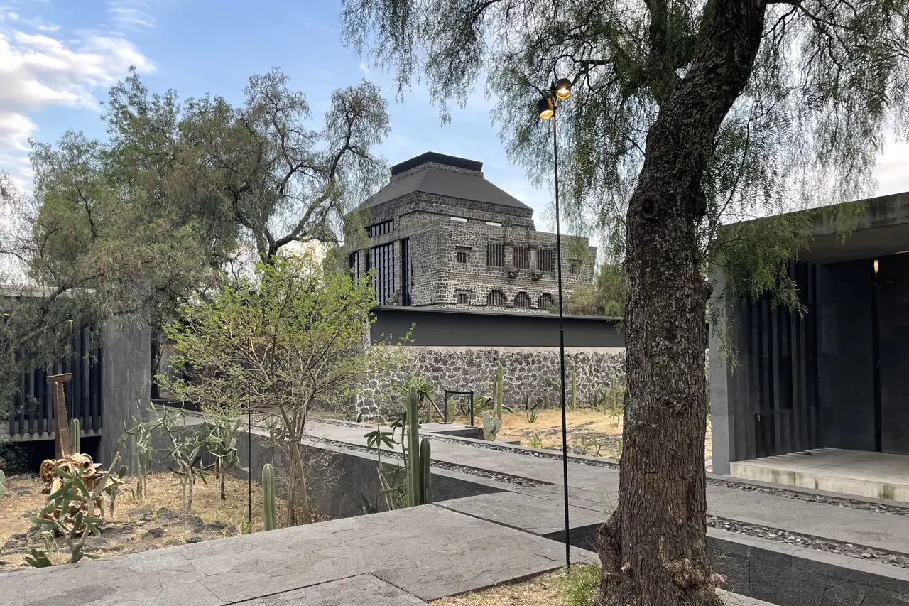 Exterior views and details of Museo Anahuacalli