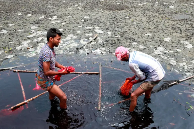 Fabric-being-washed-on-the-murky-water-at-Araihazar-in-Narayanganj-SK-Hasan-Ali-_-Alamy-1024x683