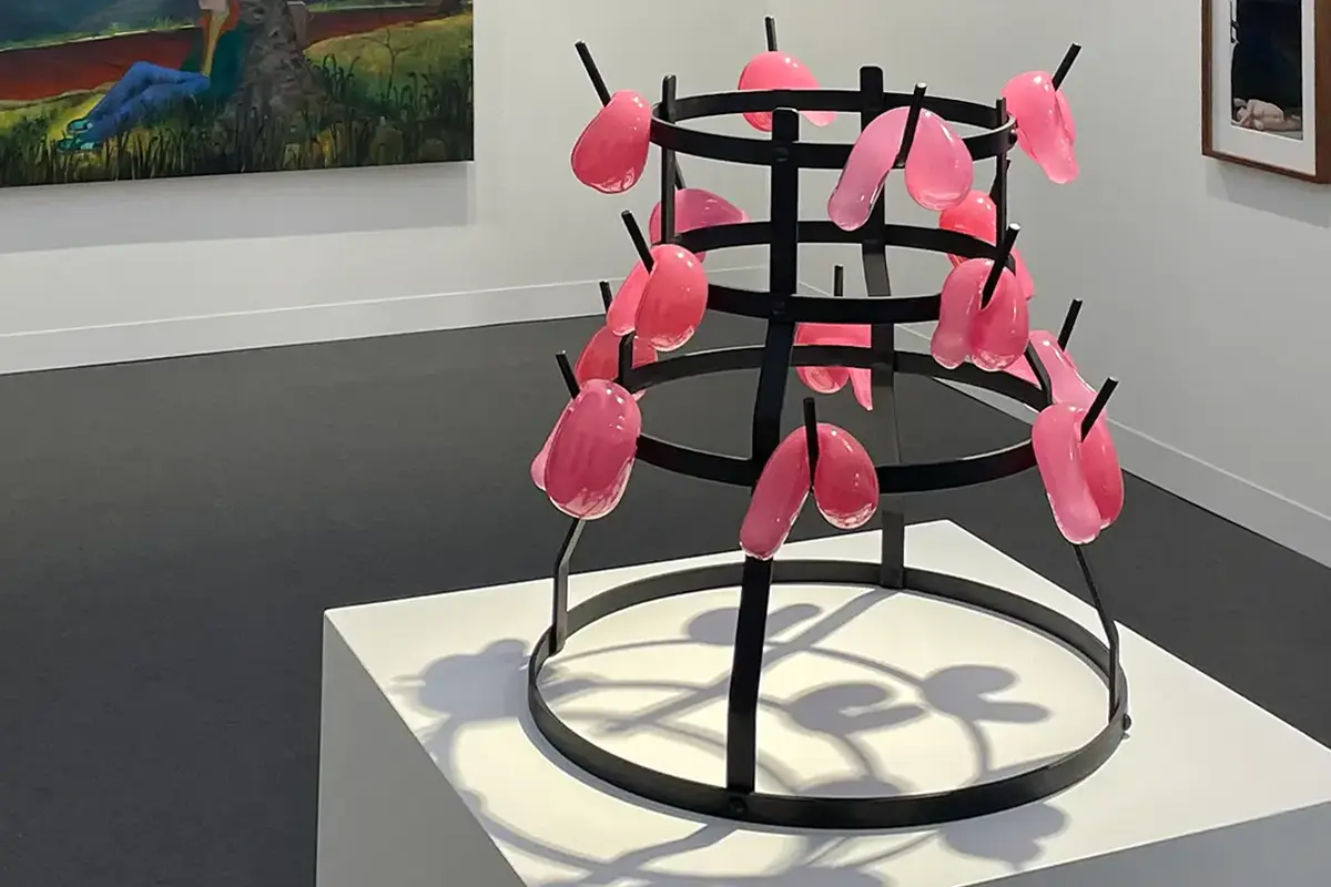 Lampoon, Fleur du Mal (Big Bubble), 2022. Monica Bonvicini
