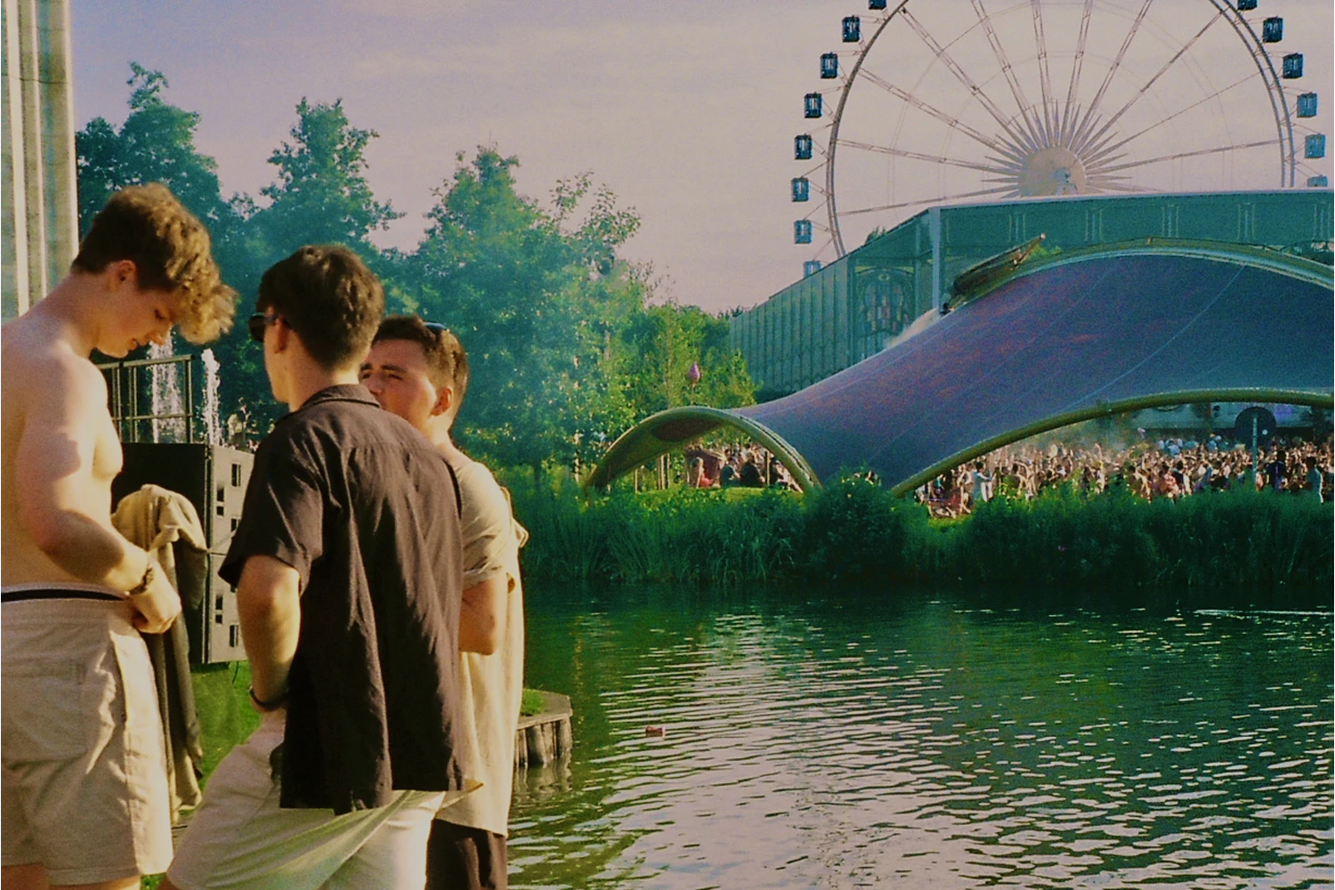 |Tomorrowland|In the small town of Boom