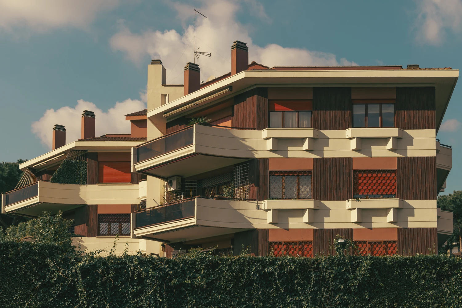 Via Ildebrando Vivanti. Photography Romain Laprade|Roma Moderna by Romain Laprade|Via Camillo Montalcini 1. Photography Romain Laprade|Largo Nicola Spinelli 5. Photography Romain LapradeLargo Nicola Spinelli 5. Photography Romain Laprade|Viale Bruno Buozzi 64. Photography Romain Laprade|Viale dell'Arte 13. Photography Romain Laprade|Mario Stara