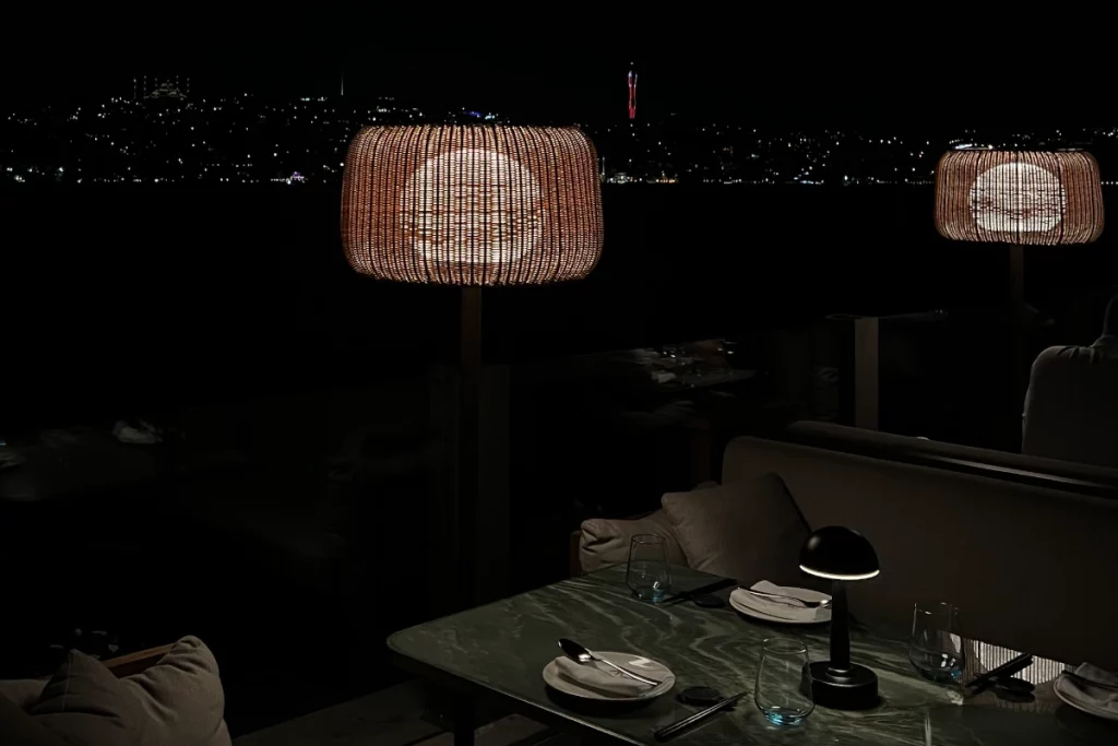 Hakkasan restaurant – view of the Bosphorus
