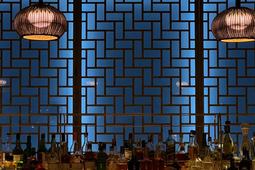 Hakkasan restaurant inside Mandarin Oriental Bosphorus – the bar