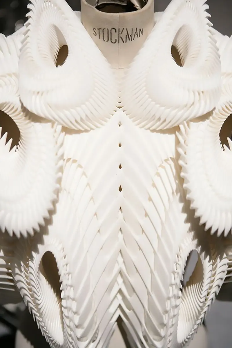 Iris Van Herpen, detail