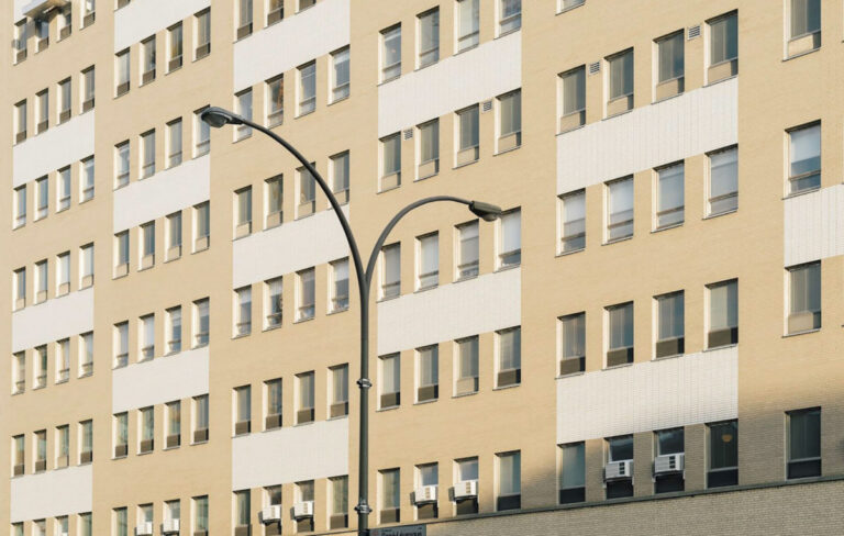 KUO HENG HUANG Lampoon|