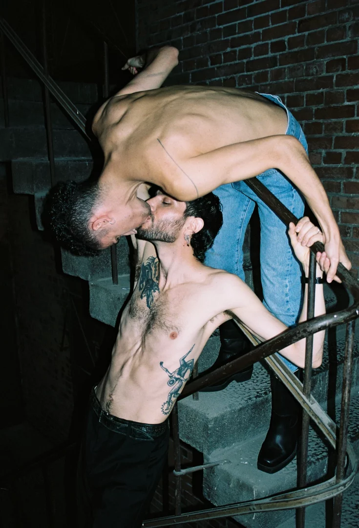 Lampoon Issue 26, Muscles, photography Spyros Rennt