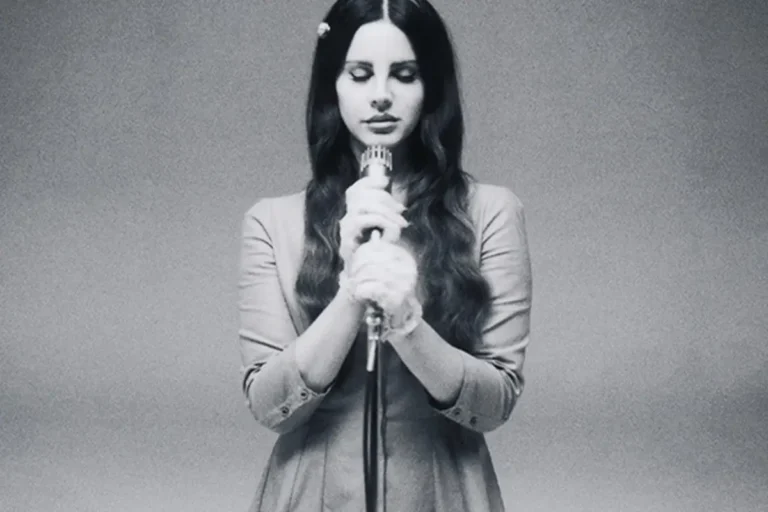 Lana Del Rey fotografata dalla sorella Chuck Grant